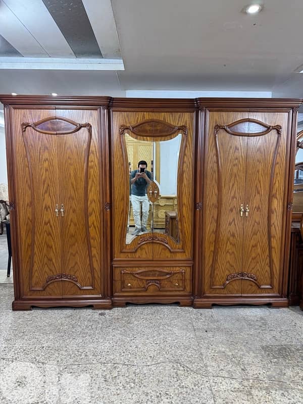 غرفه نوم خشب لاتيه وزان ملبسه قشرا سنديان 2