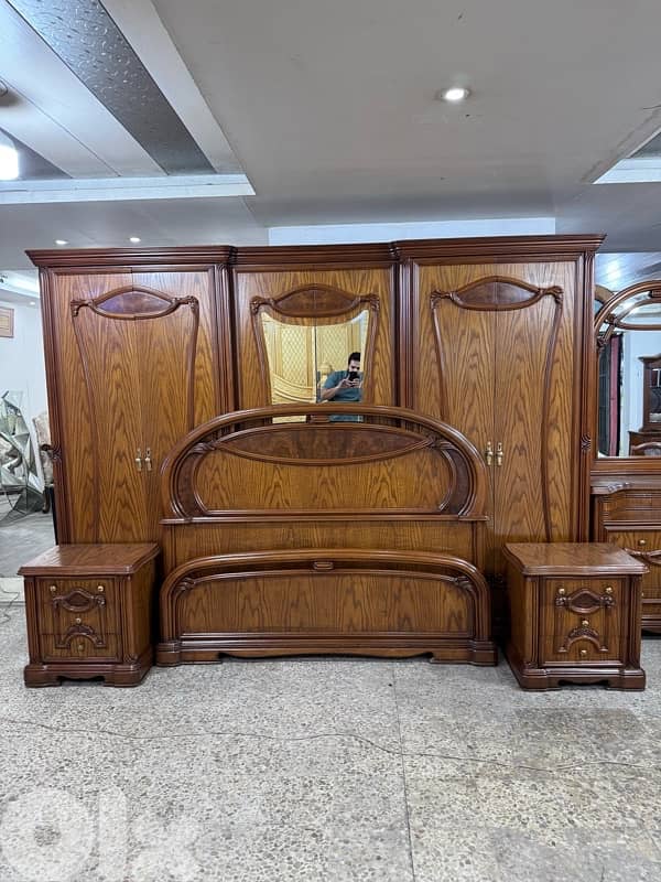 غرفه نوم خشب لاتيه وزان ملبسه قشرا سنديان 8