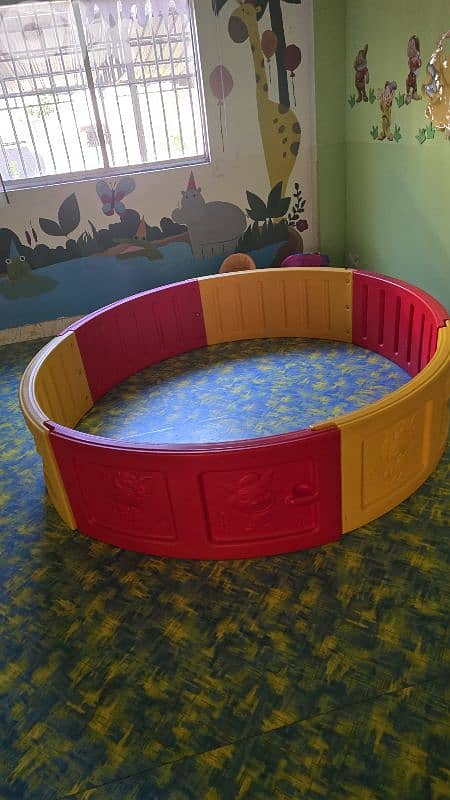 Full daycare equipments 11