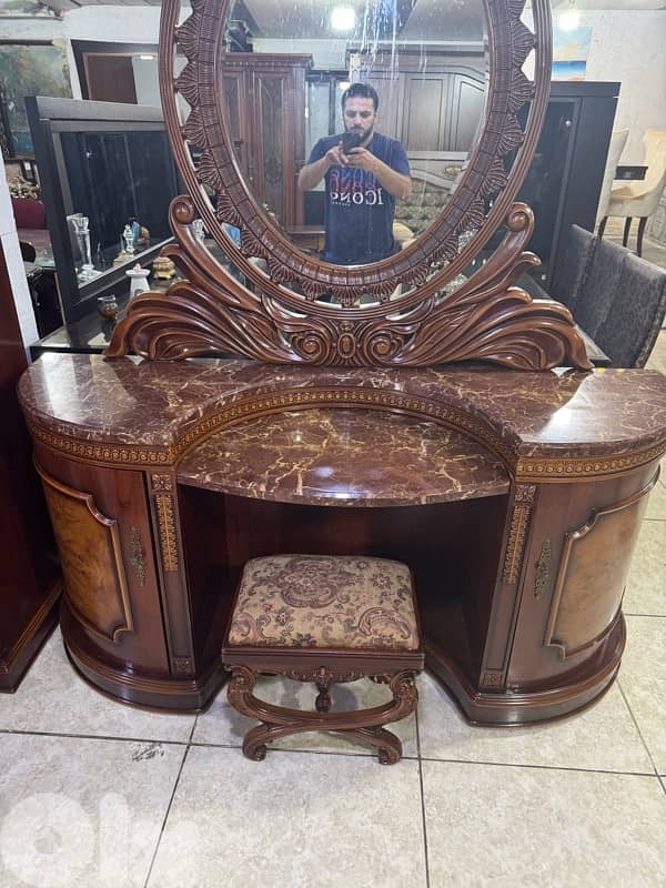 غرفه نوم ملوكيه صنع ماليزي 11