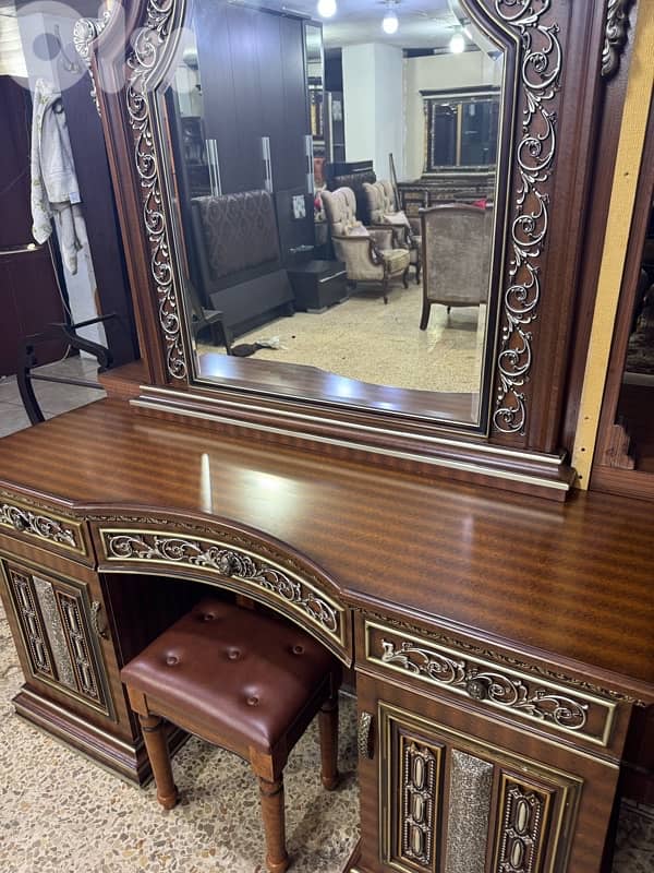 غرفه نوم رائيسه ملوكيه صنع ماليزي 5