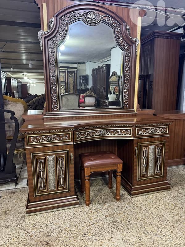 غرفه نوم رائيسه ملوكيه صنع ماليزي 9