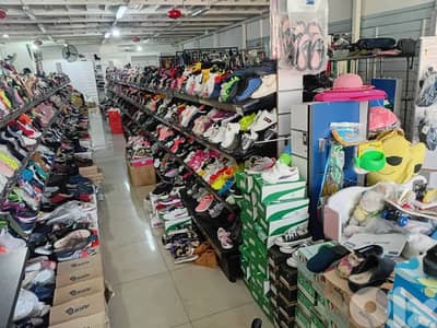 أحذية جديدة بالجملة فقط – بأسعار تصفية