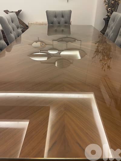 For sale , dining table with 8 chairs