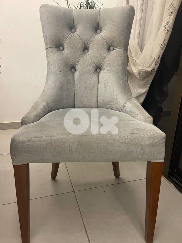 For sale , dining table with 8 chairs 4