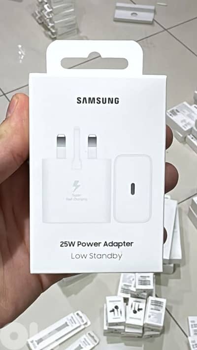 Samsung 25w pd adapter usb-c 3 pin white