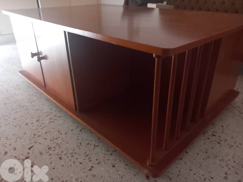 big wooden cofee table 3