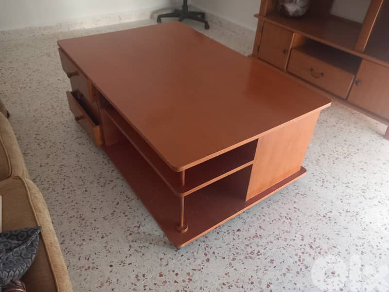 big wooden cofee table 4