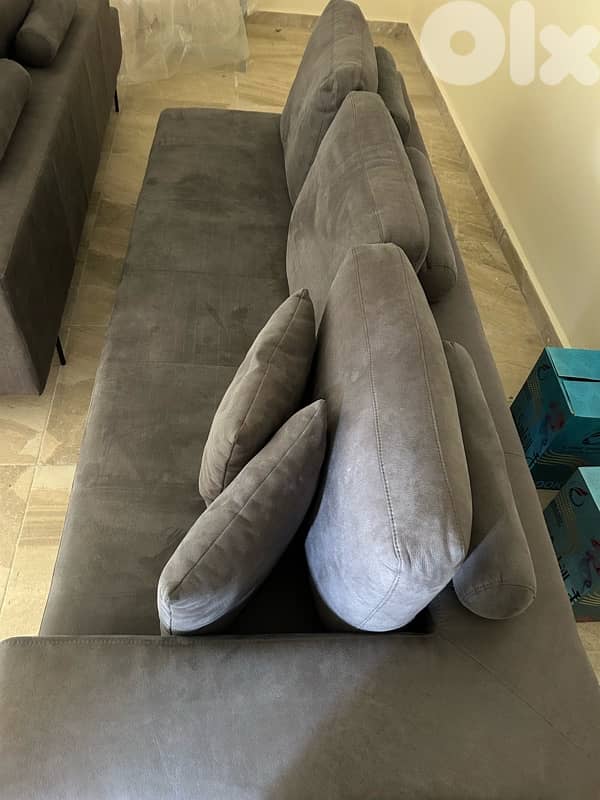 2 living room couches (L) used 9 month 1