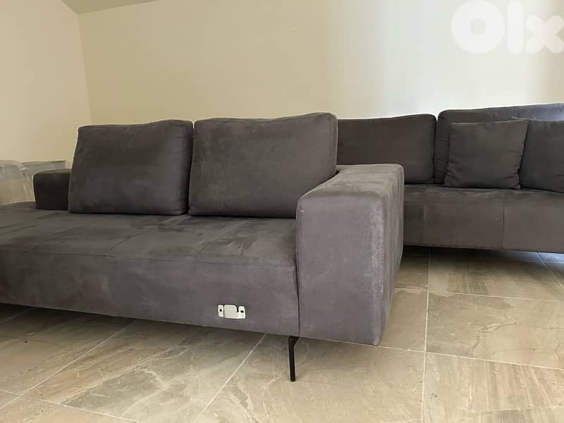 2 living room couches (L) used 9 month 2