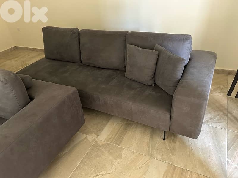 2 living room couches (L) used 9 month 5