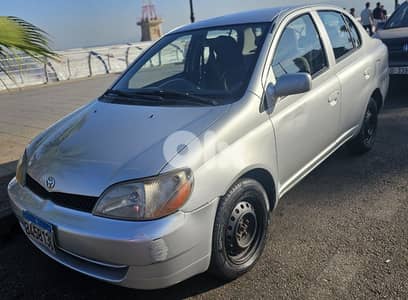 Toyota Echo 2000