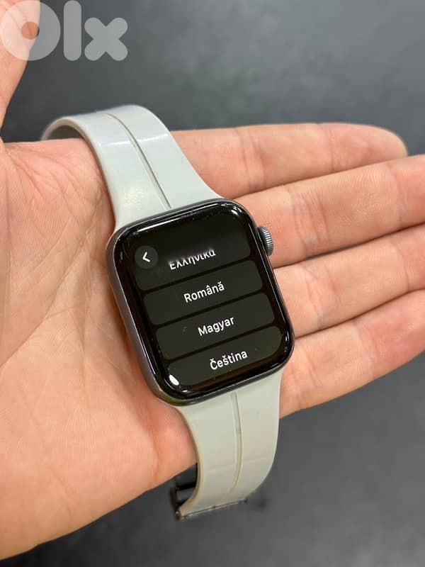 apple watch series 4 44mm 3