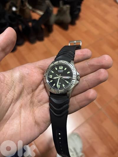 CITIZEN diver watch Quartz