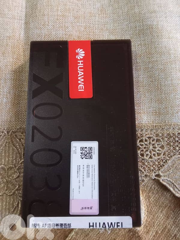 تلفون هواوي للبيع معو بطارية من شركة و كفر و قطعة من شركة السعر 65$ 2