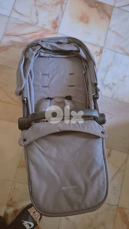 stroller with carset 2