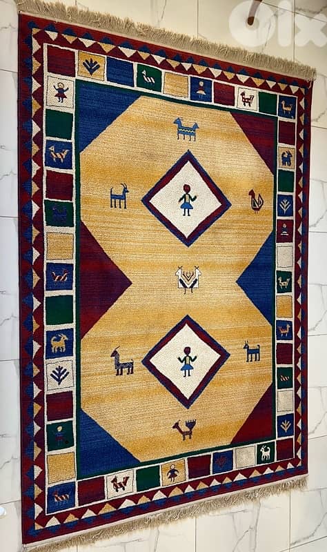 3 Living room, bedroom carpets 0