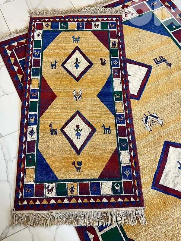 3 Living room, bedroom carpets 1