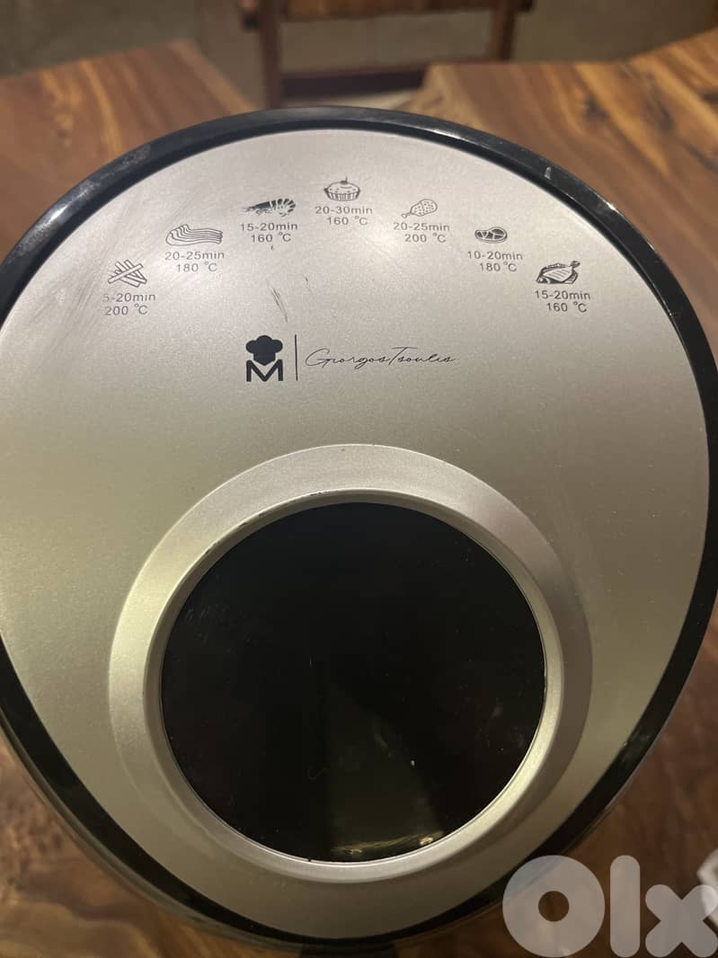 Air Fryer - Like New 4