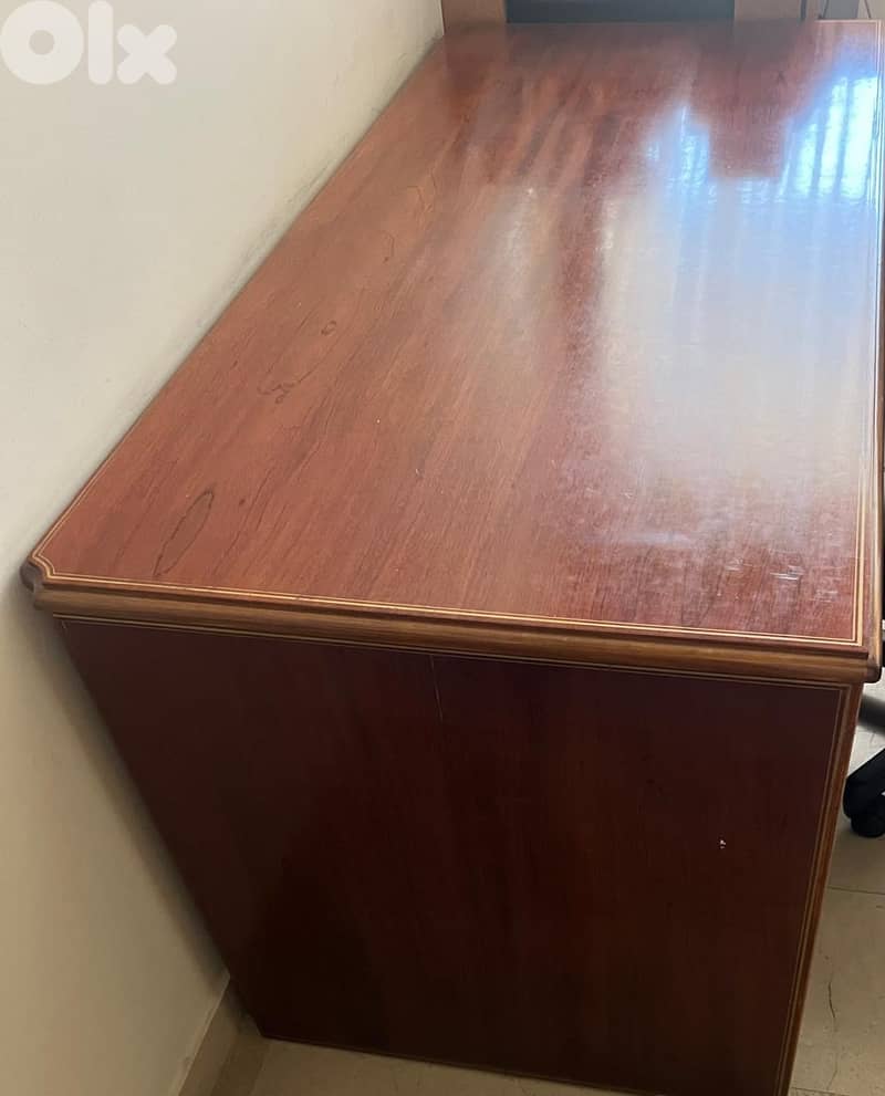 Office Wooden Desk and chair 1