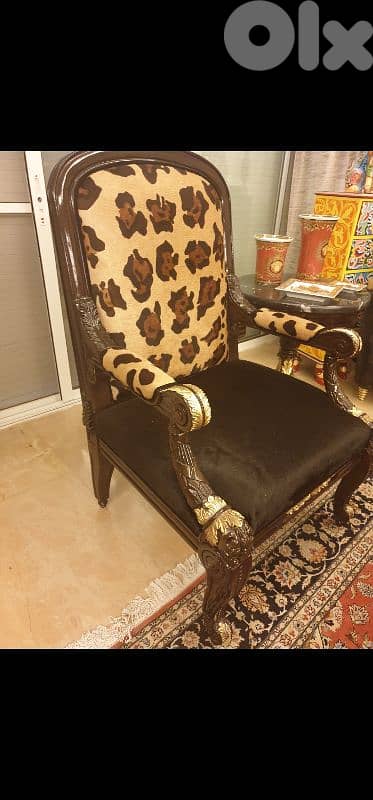 Luxurious Classic Sofa & Armchair Set – Black & Gold Finish 1