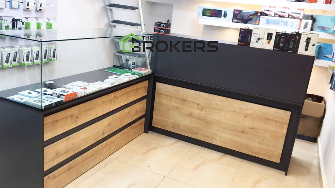 Shop for rent in Sakiet al Janzeer محل للايجار في  ساقية الجنزير 0