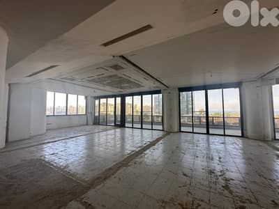 Offices for rent in Dbaye Exclusive مكتب للايجار في اتوستراد الضبية