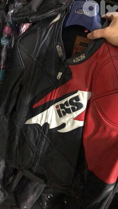 ECHTES LEDER - IXS 1