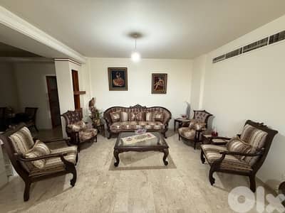 Full clasic living room