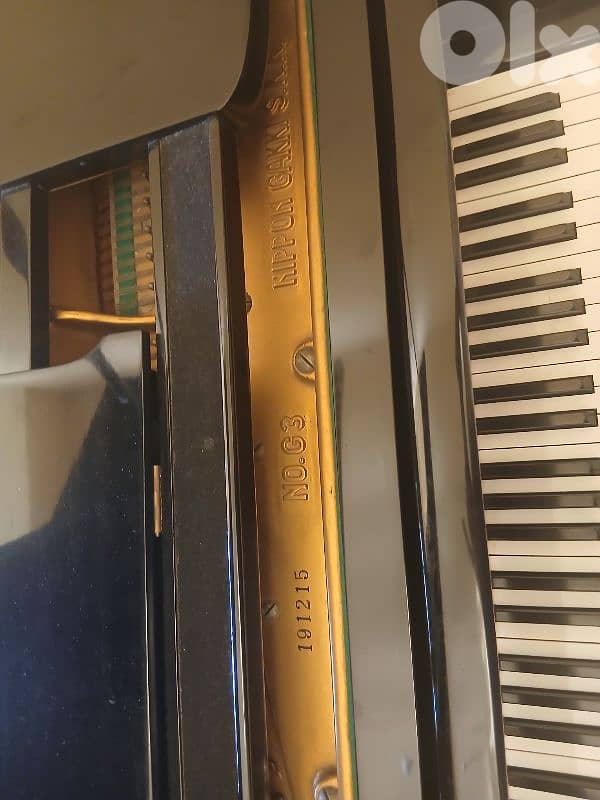 Grand piano ( piano à queue) 5