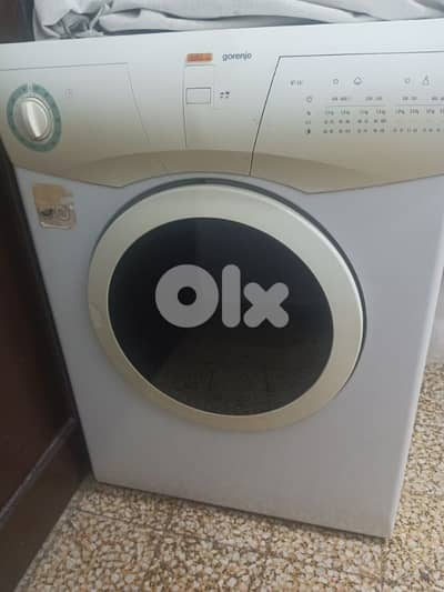 Dryer machine/ نشافة