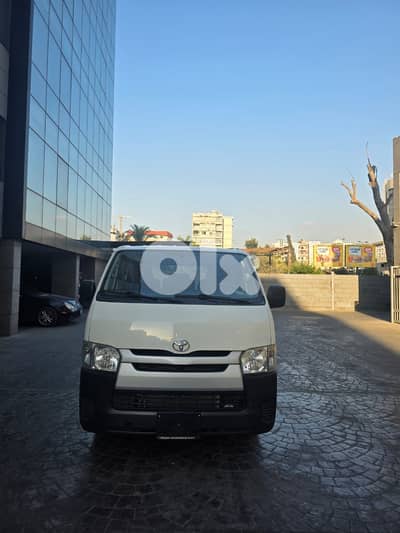 Toyota Hiace 2015 very clean