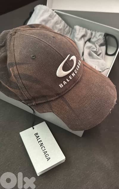 balenciaga hat new collection imported Europe