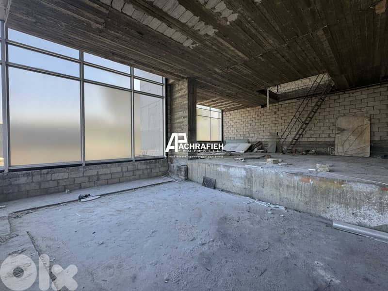 2 Floors | Shop For Rent in Downtown 0