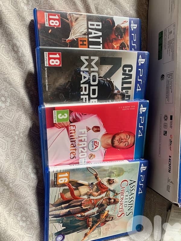 playSation 4 slim 500GB 2