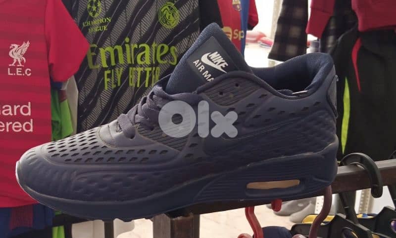 اكبر عرض على مجموعة كبيرة من الأحذية رجالي نسائي ولادي 5