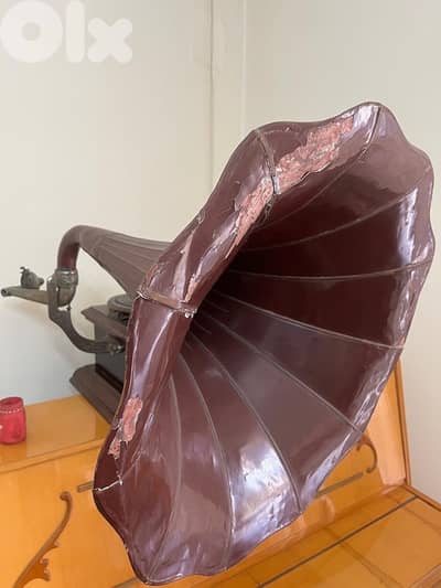 Antique Phonograph