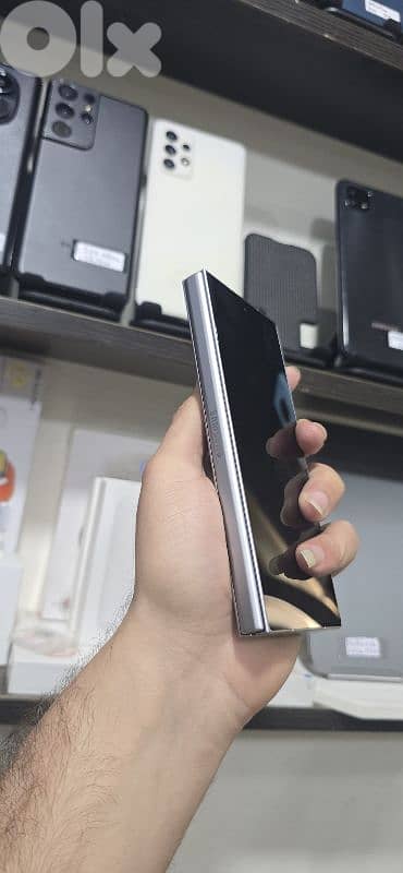 Samsung zfold 6 256 gb 12 ram like new bms warranty 1