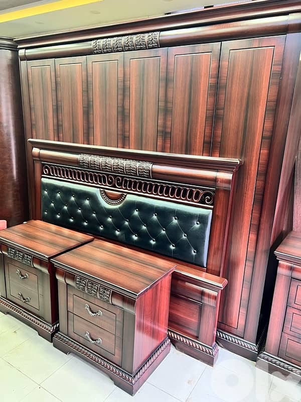 غرفة نوم ماليزية ملكية مستوردة شبه جديدة 6