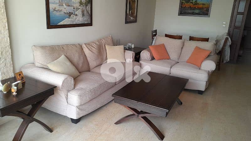 صالون كامل للبيع حالة ممتازة 0