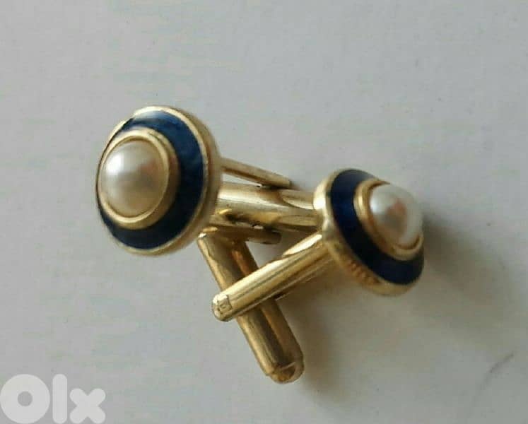 Old elegant cufflinks - Not Negotiable 1