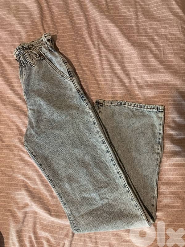 Wide Leg high waisted jeans 0