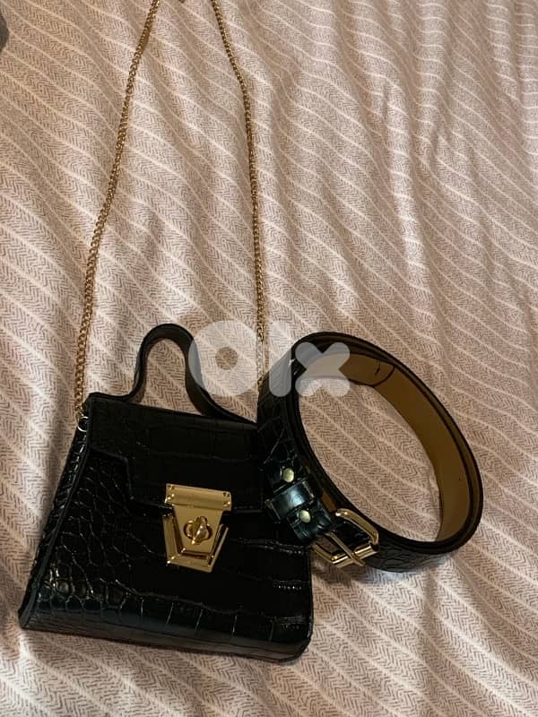 Black mini cross bag with belt 1