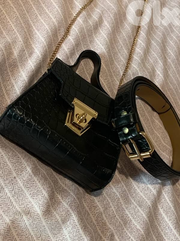 Black mini cross bag with belt 3