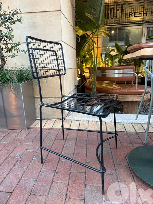 Used Metal Café Chairs – Excellent Condition (Saifi, Beirut) 2
