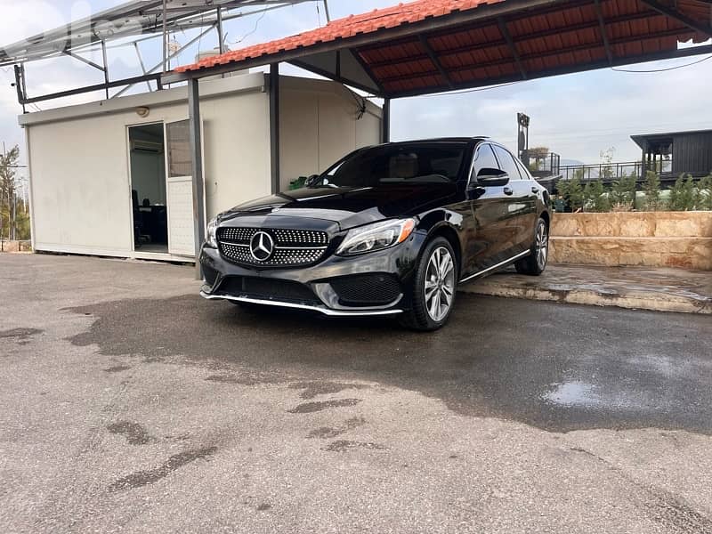 Mercedes-Benz C-Class 2018, look AMG, full led, panoramic, low mileage 0