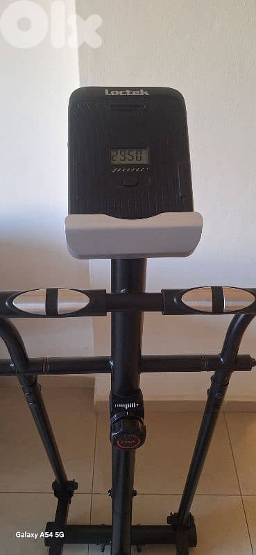 Ellipltical locteck jdide b 100 $ 0