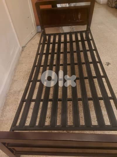 للبيع تخت مفرد