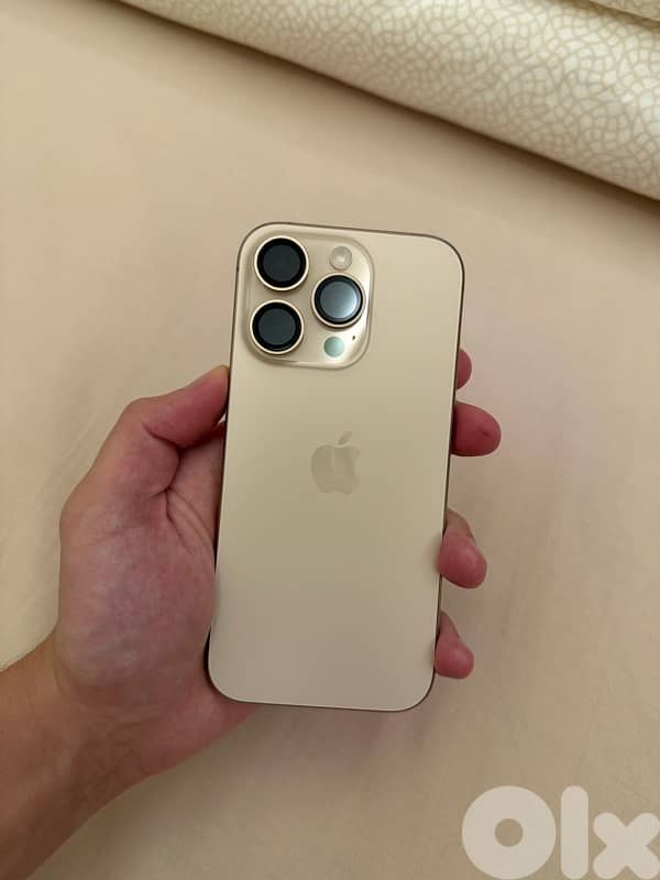 Iphone 16 pro 256gb like new no scratches battery 96% 0