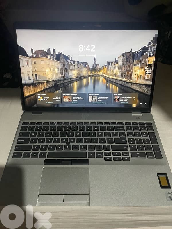 Dell laptop 0